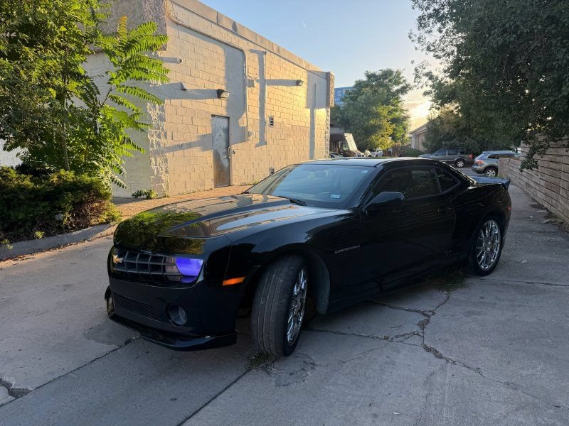 Used 2013 Chevrolet Camaro LS RWD image 9