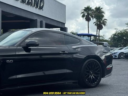 Used 2018 Ford Mustang GT Premium w/ GT Performance Package RWD image 4