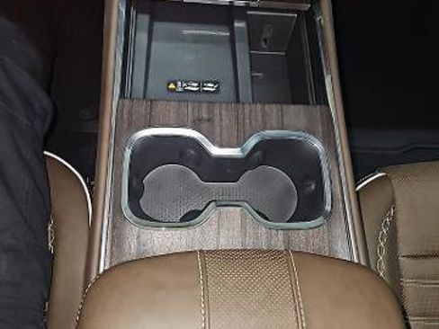 New 2026 GMC Acadia Denali Ultimate w/ LPO, All-Weather Package image 16