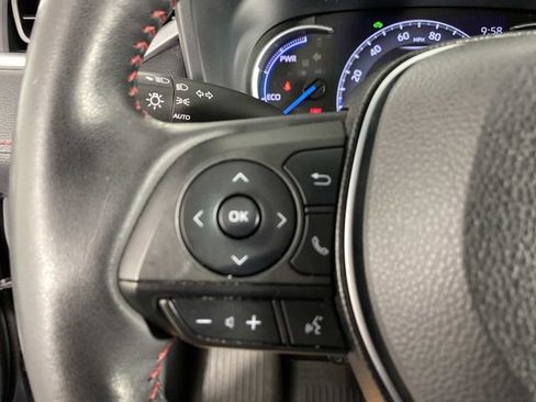 Used 2022 Toyota RAV4 XSE w/ Premium Package AWD/4WD image 18