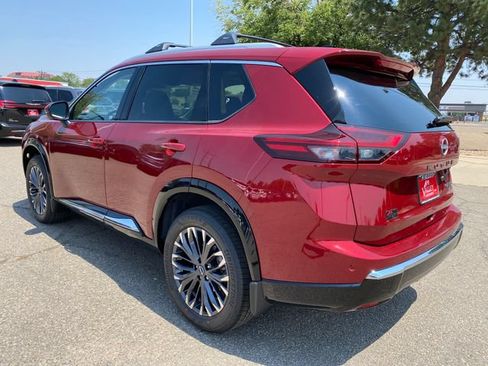 New 2026 Nissan Rogue Platinum AWD/4WD image 3