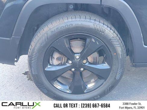 Used 2017 Jeep Cherokee High Altitude image 9