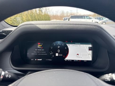 New 2026 Land Rover Defender 110 OCTA image 22