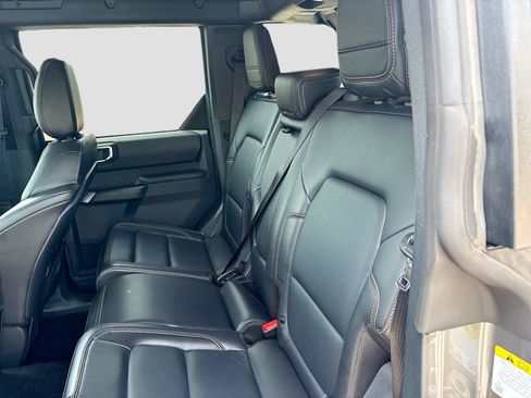 Used 2025 Ford Bronco Badlands AWD/4WD image 24