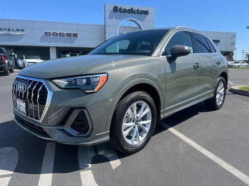 Used 2022 Audi Q3 2.0T Premium AWD/4WD image 4