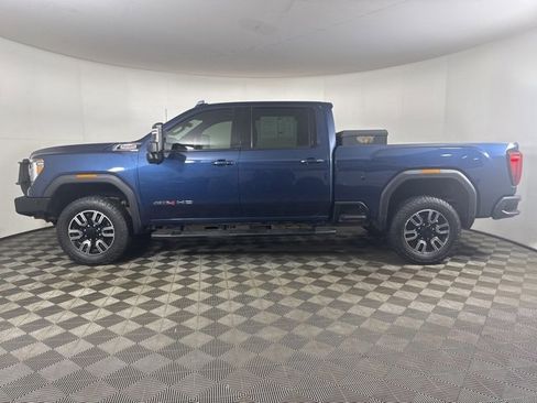 Used 2020 GMC Sierra 2500 AT4 w/ AT4 Premium Package image 7