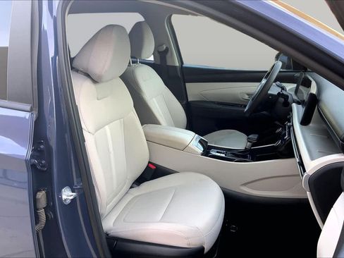 Certified 2025 Hyundai Tucson SEL AWD/4WD image 9