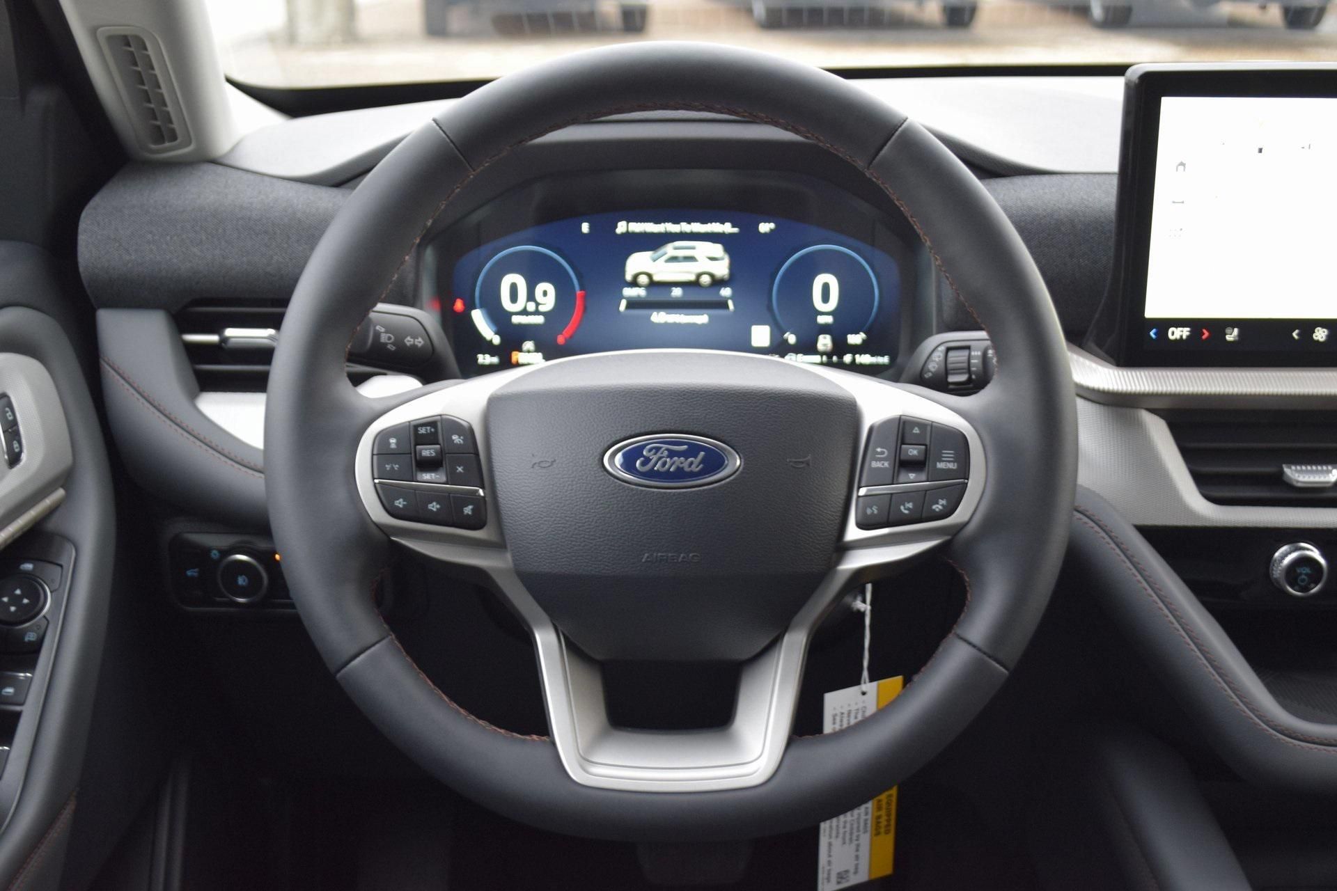 New 2026 Ford Explorer Active w/ Active Comfort Package RWD image 8