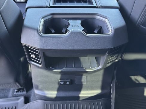 Used 2025 Toyota Tundra Limited image 29