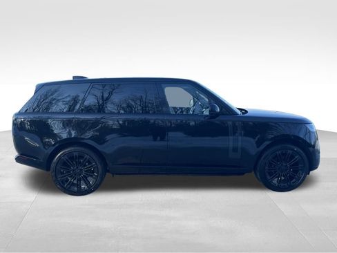 New 2026 Land Rover Range Rover Long Wheelbase SE image 6