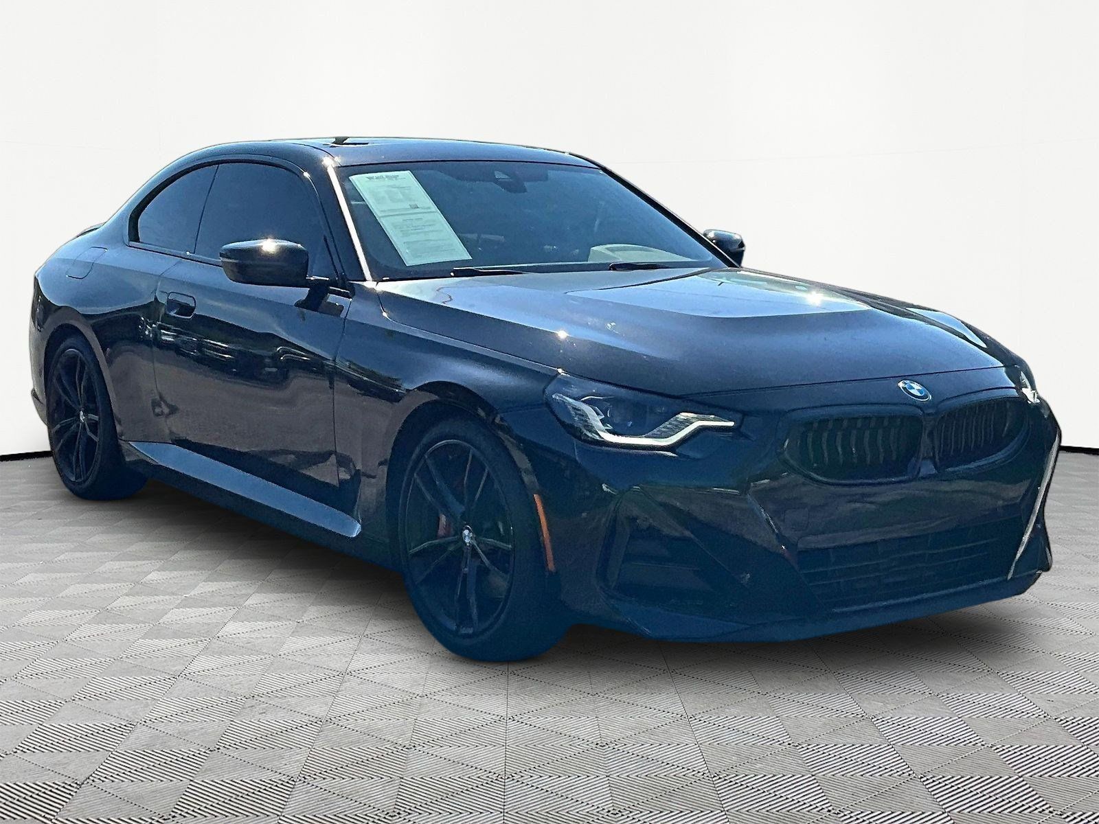 Used 2022 BMW 230i Coupe w/ Premium Package 2 RWD image 3