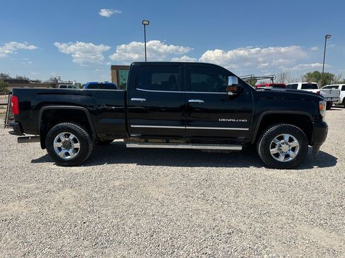 Used 2018 GMC Sierra 3500 Denali image 12