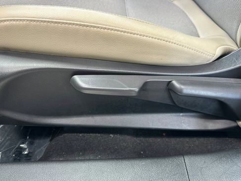 Used 2018 Honda Clarity Plug-In Hybrid image 15