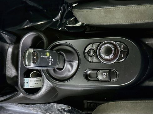 Used 2022 MINI Cooper S w/ Driver Assistance Package FWD image 20