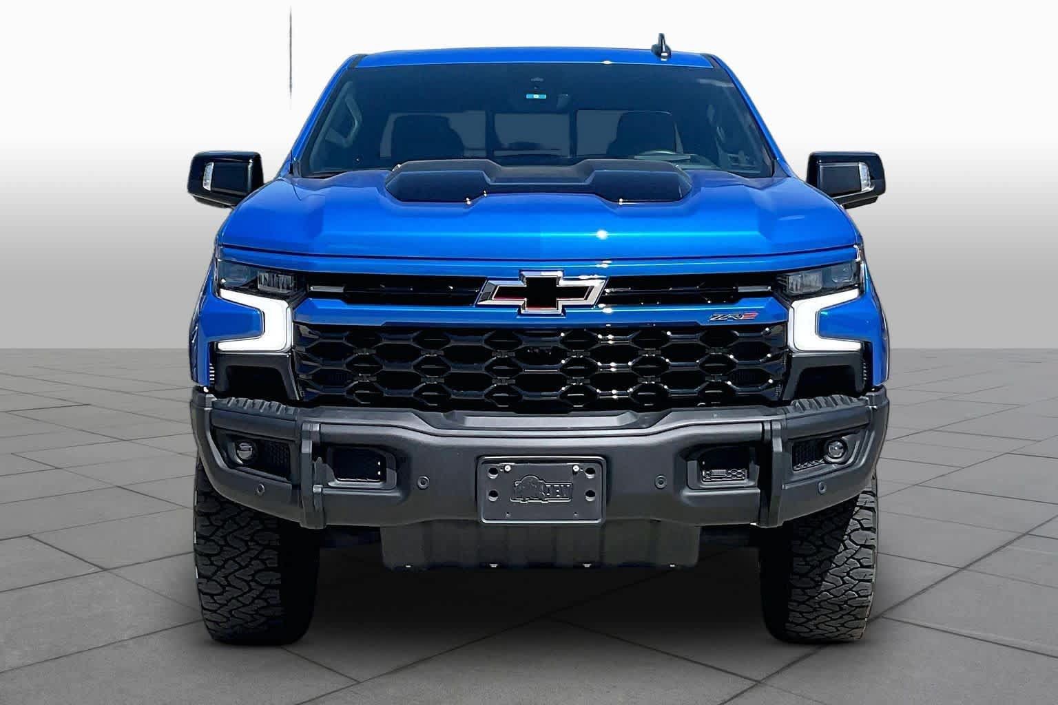Used 2025 Chevrolet Silverado 1500 ZR2 w/ ZR2 Bison Edition AWD/4WD image 4