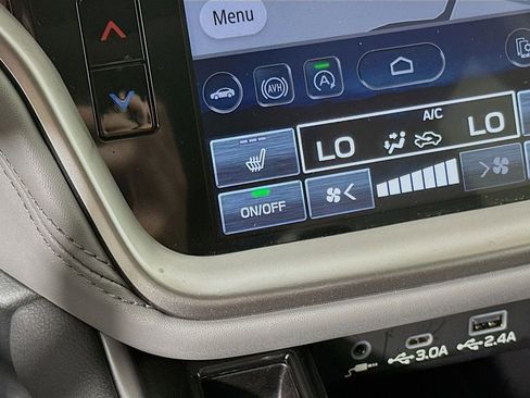 Certified 2025 Subaru Outback Limited AWD/4WD image 28