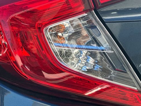 Used 2021 Honda Civic EX image 14