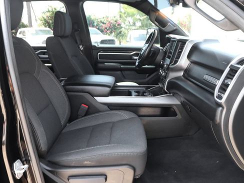 Used 2020 RAM 1500 Big Horn AWD/4WD image 38