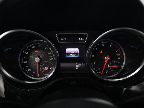 Used 2018 Mercedes-Benz GLS 450 4MATIC image 32