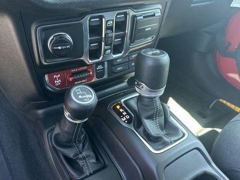 New 2026 Jeep Wrangler Unlimited Sport AWD/4WD image 28