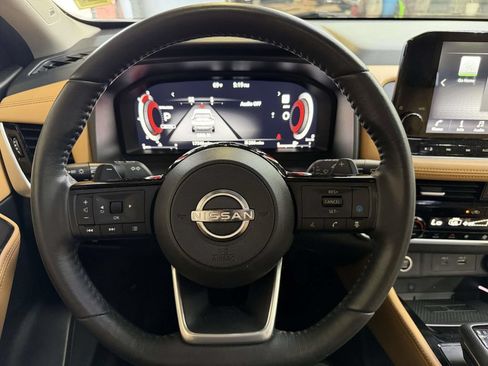 Used 2023 Nissan Rogue Platinum w/ Platinum Premium Package AWD/4WD image 14
