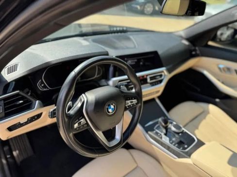 Used 2022 BMW 330i Sedan w/ Driving Assistance Package image 23