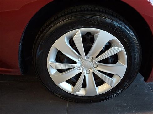 Certified 2022 Subaru Impreza 2.0i image 7