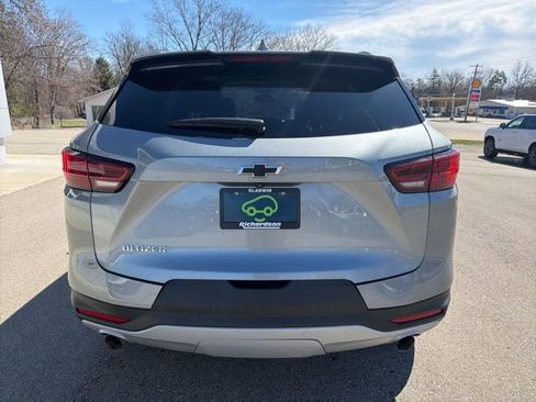 Certified 2024 Chevrolet Blazer LT w/ Convenience Package FWD image 4