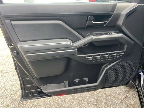 Used 2025 Toyota Tacoma SR w/ SR Upgrade Package RWD image 11
