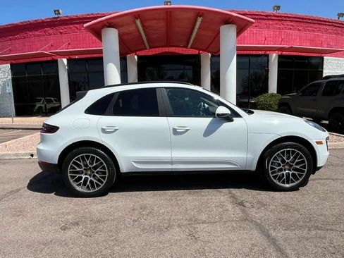 Used 2016 Porsche Macan S AWD/4WD image 4