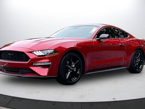 Used 2022 Ford Mustang Coupe w/ Equipment Group 101A RWD image 4