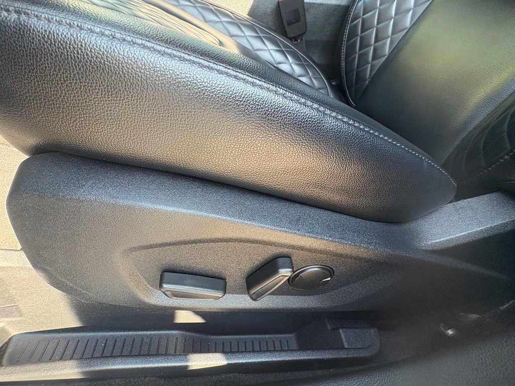 Used 2024 Ford Edge Titanium AWD/4WD image 18