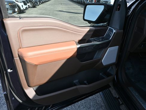 New 2025 Ford F150 King Ranch w/ FX4 Off-Road Package image 17