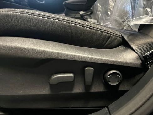 New 2025 Subaru Outback Premium image 11