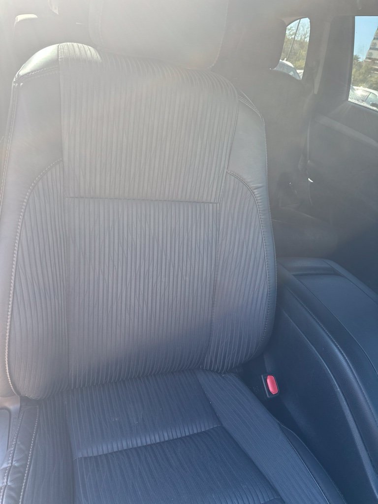 Used 2015 Toyota Highlander Plus FWD image 16