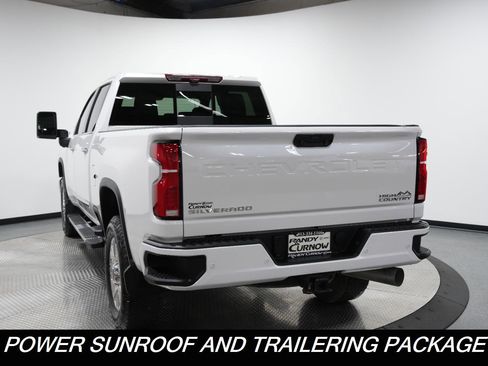 Used 2025 Chevrolet Silverado 2500 High Country w/ High Country Premium Package image 6