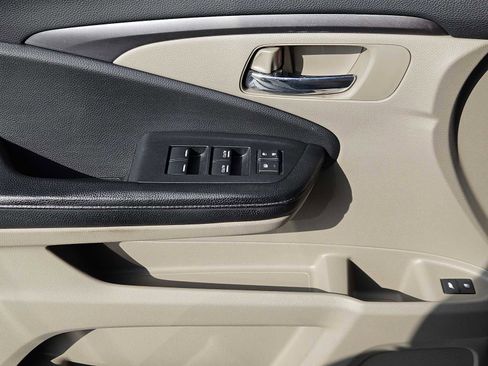 Used 2016 Honda Pilot EX-L image 23