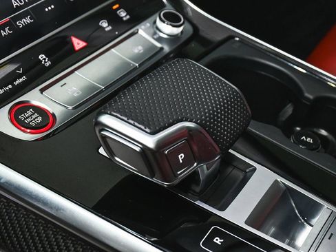 Used 2024 Audi SQ8 Premium Plus w/ Black Optic Package image 46