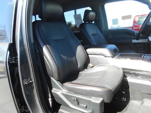 Used 2020 Ford F250 Lariat w/ Lariat Value Package image 15