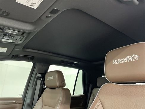 Used 2024 Chevrolet Tahoe High Country w/ Premium Package 2 image 25