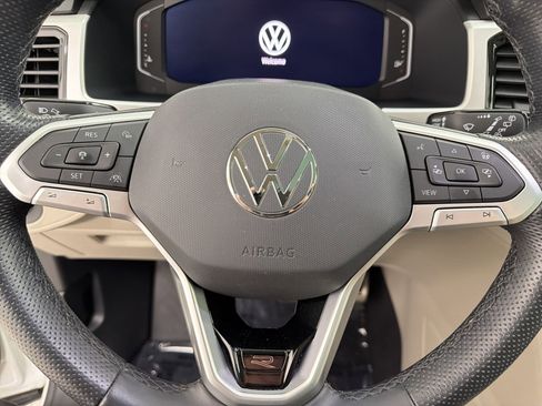 Used 2021 Volkswagen Atlas SEL R-Line image 16