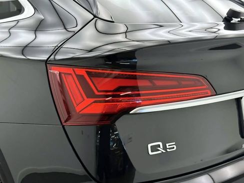 Certified 2023 Audi Q5 2.0T Premium w/ Convenience Package AWD/4WD image 9