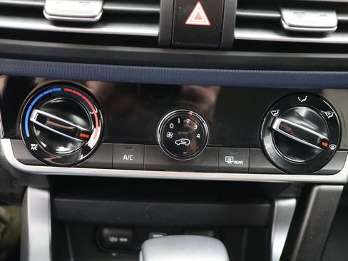 Used 2021 Kia Seltos S image 20