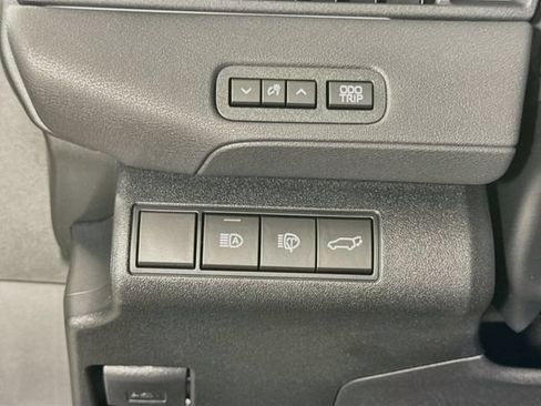 New 2026 Toyota C-HR AWD/4WD image 10