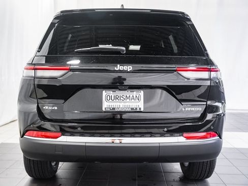 New 2025 Jeep Grand Cherokee Laredo X w/ Luxury Tech Group I image 5