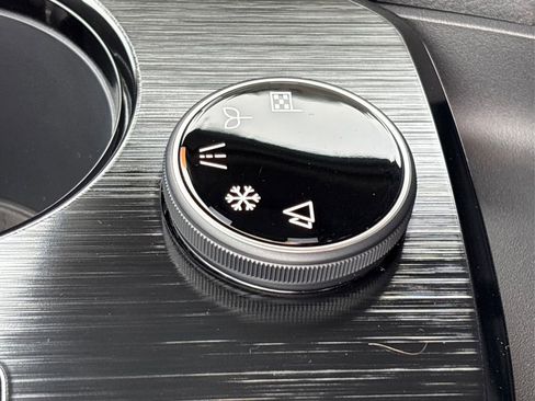 New 2026 Nissan Rogue SV image 31