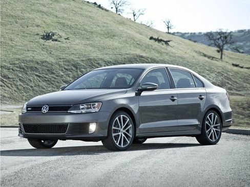 Used 2013 Volkswagen Jetta GLI FWD image 1