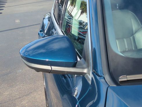 Used 2019 Audi e-tron Prestige w/ Prestige Package image 10