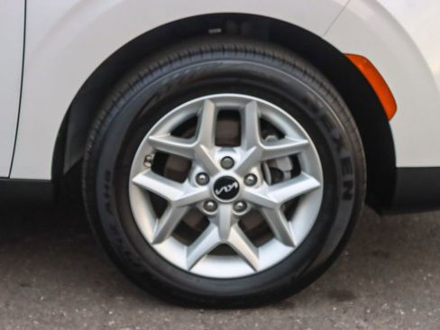 Used 2024 Kia Soul LX w/ Option Group 015 image 14