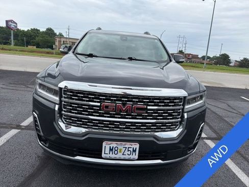 Used 2022 GMC Acadia Denali w/ Denali Ultimate Package AWD/4WD image 2